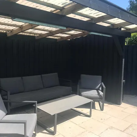 Dom wakacyjny Amazing In Nykobinbg Sjaelland With 3 Bedrooms, Swimming Pool And Wifi